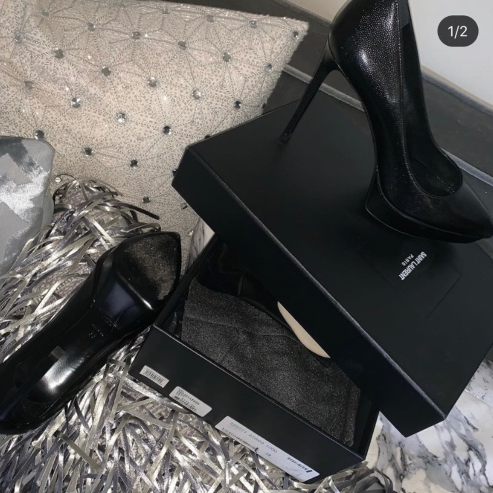 SOLD Authentic Saint Laurent shoe